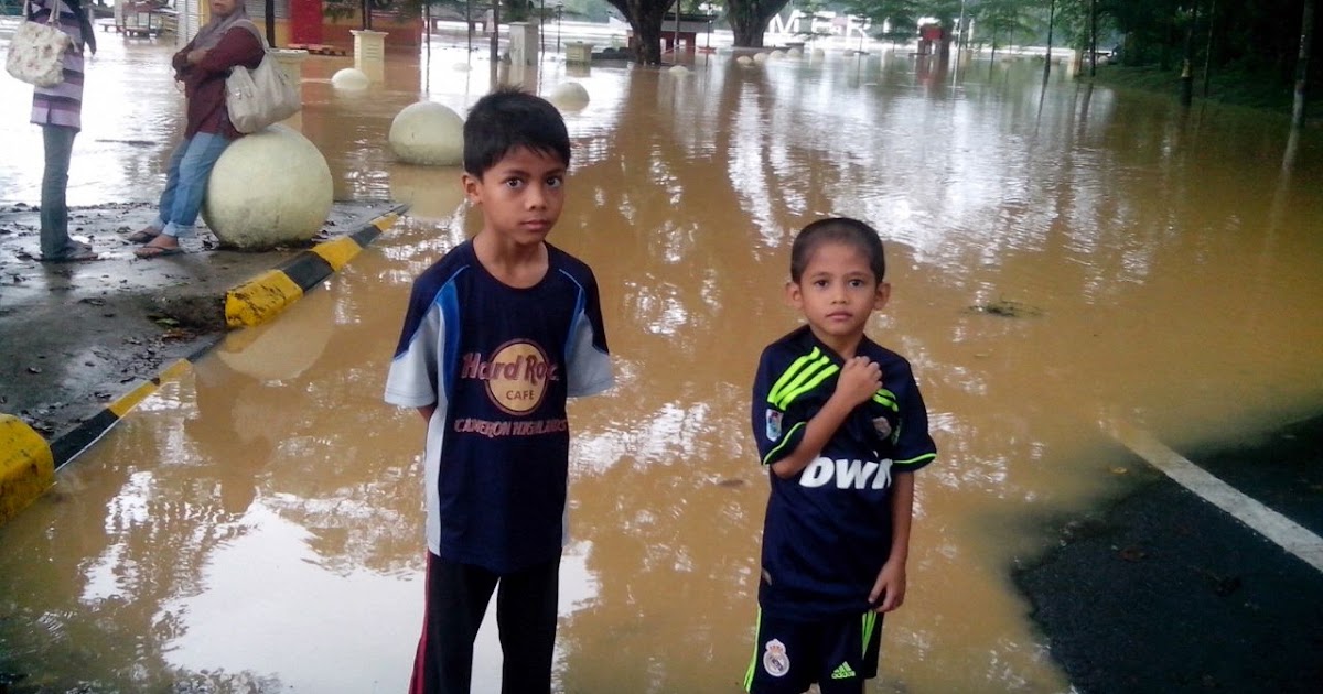 Contoh Contoh Karangan Sekolah Rendah Berita Banjir