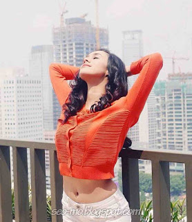 Foto Perut Brianna Simorangkir Foto Perut Brianna Simorangkir