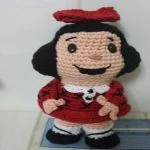 http://tejedoradeamigurumis.blogspot.com.es/2015/07/patron-de-mafalda-de-amigurumi.html