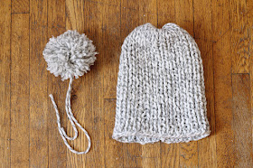 Easy-Peasy Knitted Cap // Add a fuzzy pom-pom 