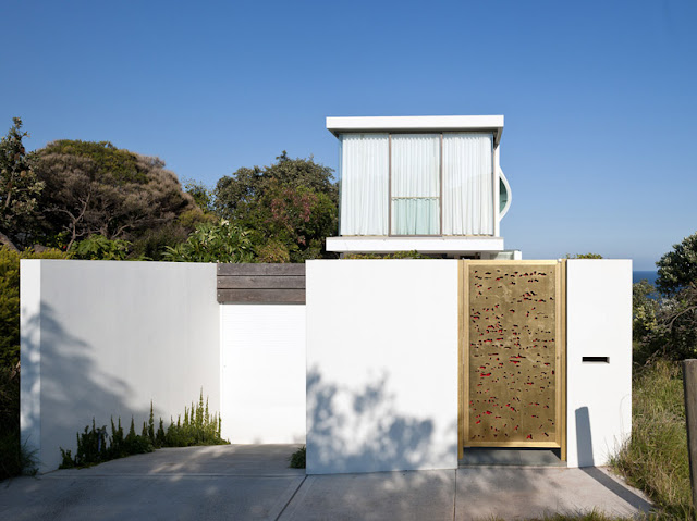 Quinta 75.arQ: Casa en el acantilado