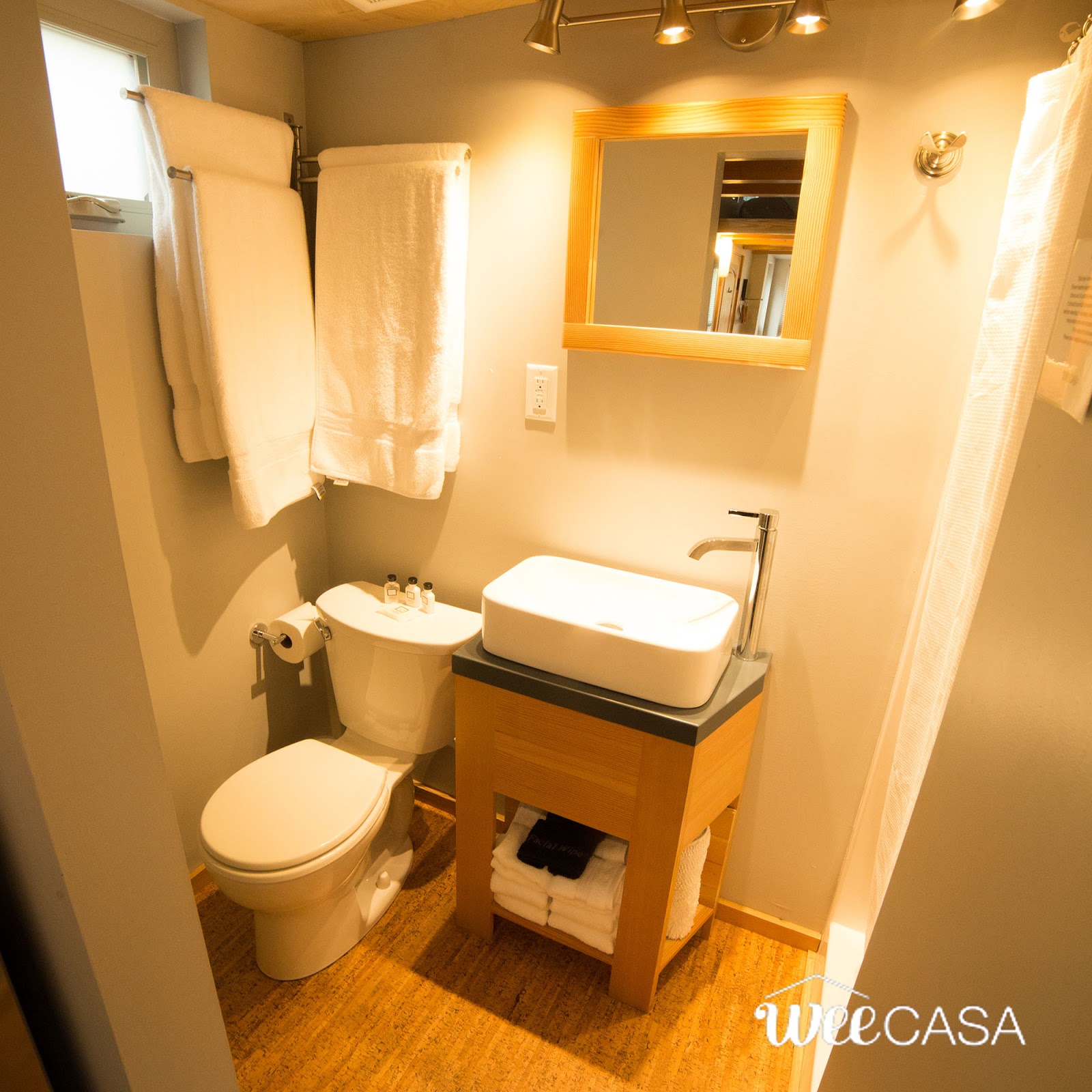 The Salida (204 Sq Ft) [ TINY HOUSE TOWN ]