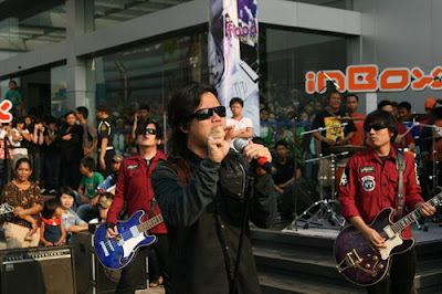 Zday Project is Coming: Koil feat The Rock - Kenyataan Dalam Dunia Fantasi