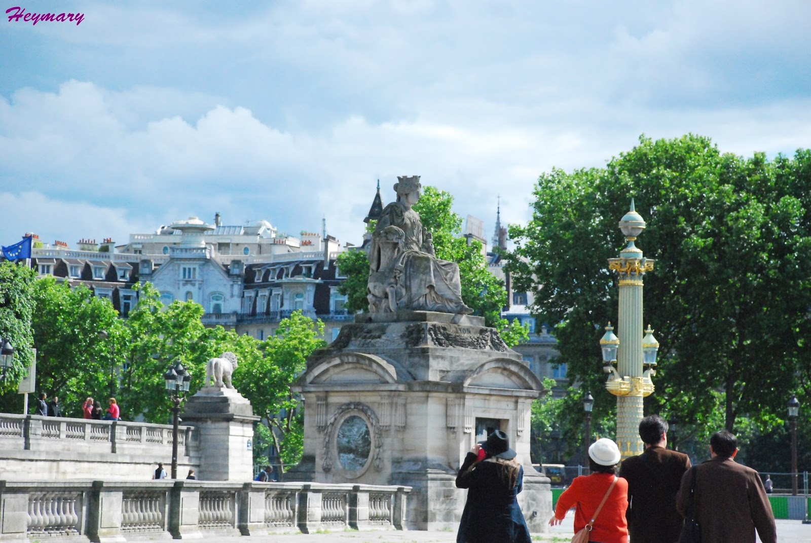 法瑞義十日遊羅馬-法國巴黎 看似滿滿地點，實際走馬看花 主要的行程是買精品
