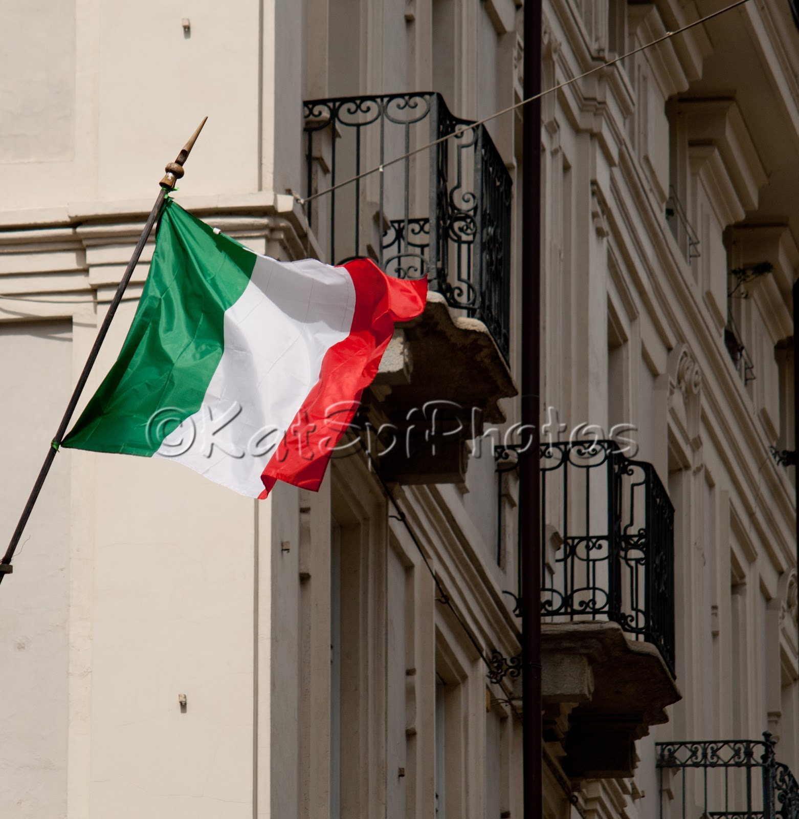 Турин флаг ювентуса на балконе