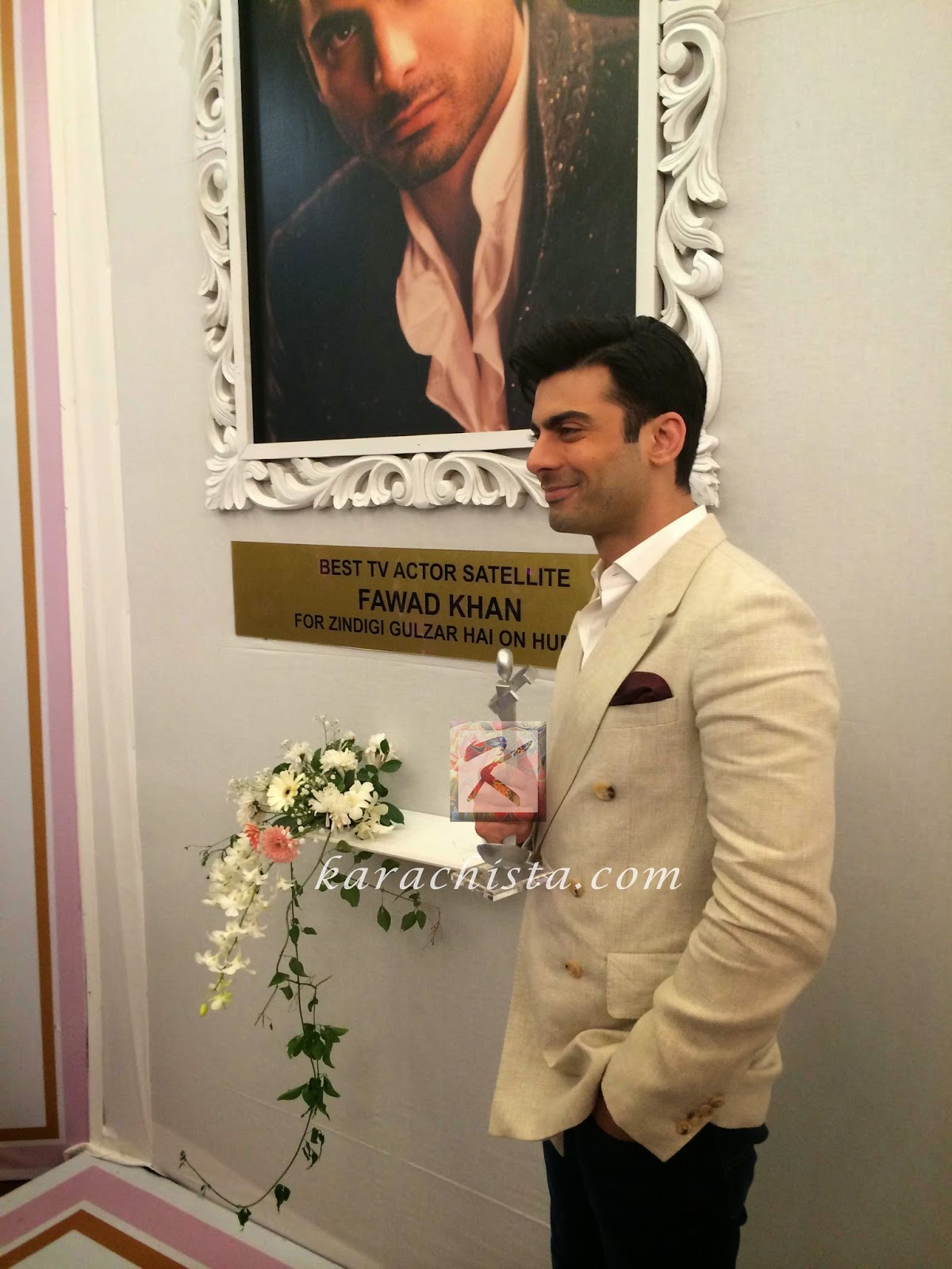 Fawad Khan wins Lux Style Award for Best TV Actor (satellite)