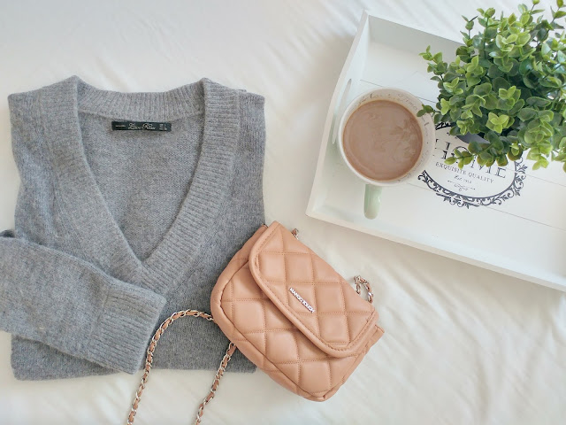 Simple grey white outfit - szary sweter i cygaretki czyli strój dnia