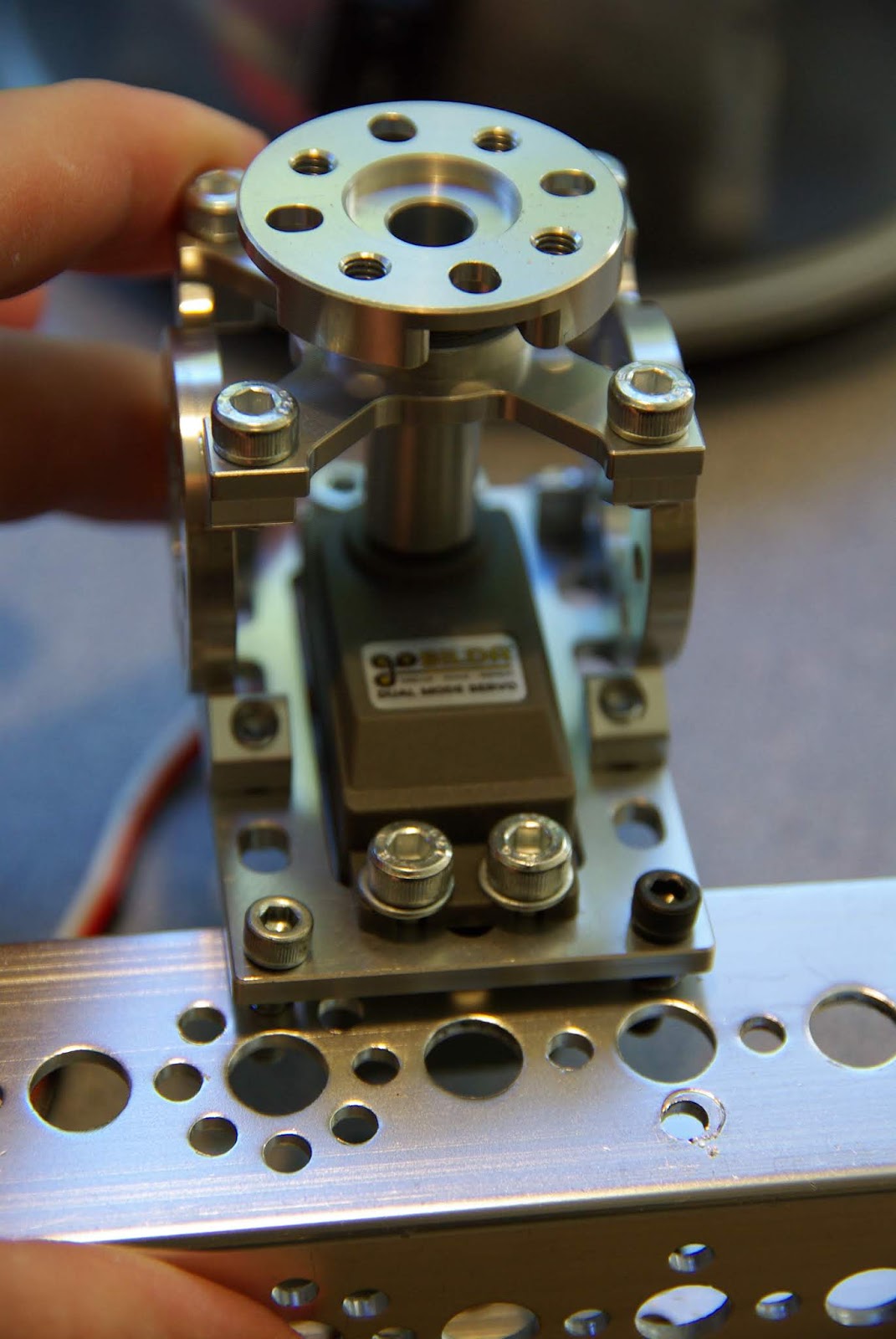 GoBilda with Tetrix All about Servo Mounts