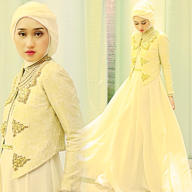 20 Model Baju Muslim Untuk Pesta Desain Dian Pelangi ...