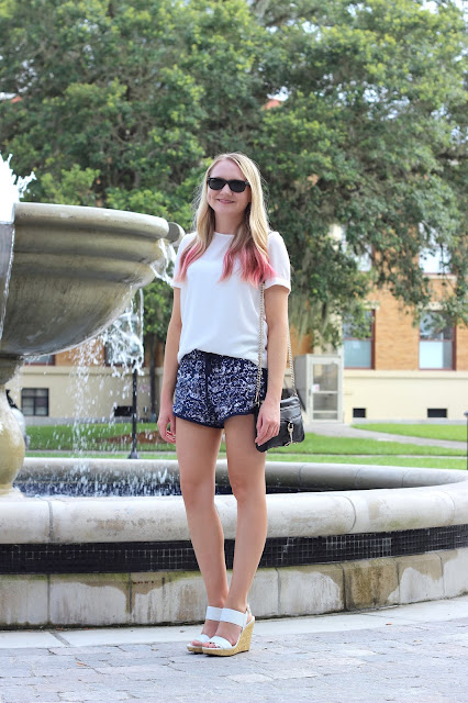Stephanie Kamp Blog: Navy Linen Print Surf Shorts