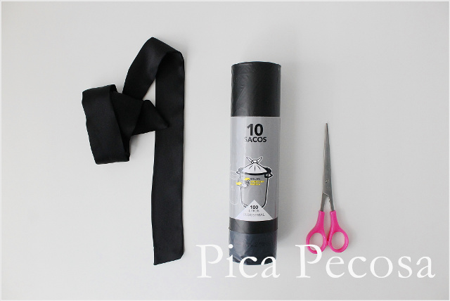 como-hacer-vestido-bruja-diy-halloween-con-bolsas-basura-recicladas-materiales