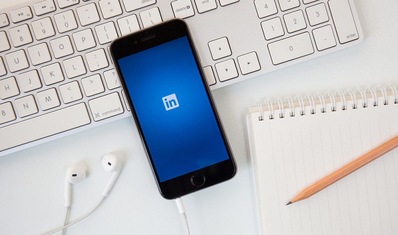 10 Steps for Creating an Effective LinkedIn Profile