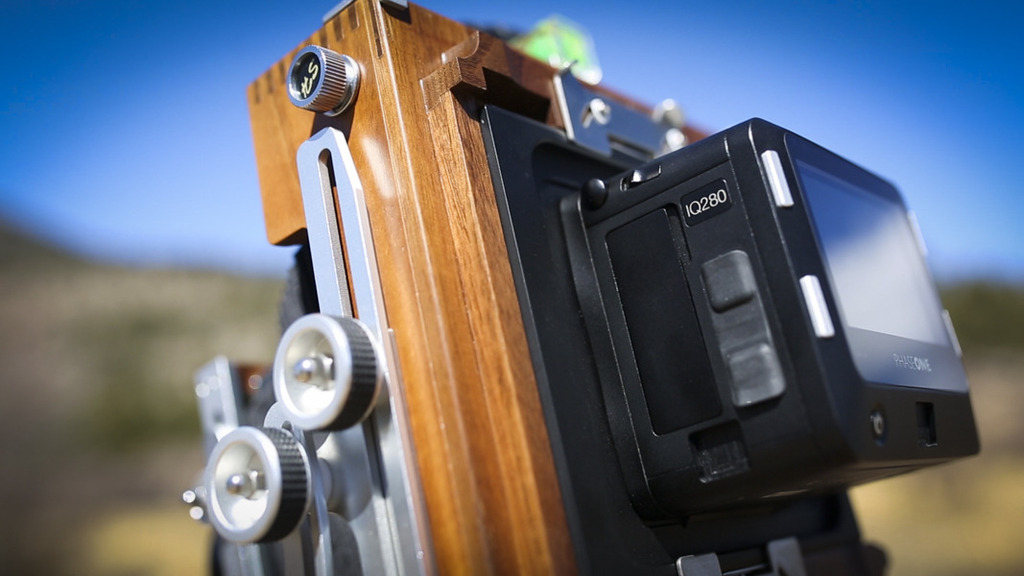  PHOTO CAMERA TIPS Digital Backs on Wooden Field Cameras