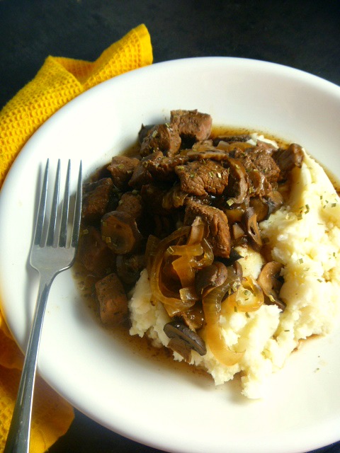 How about a 30 minute meal?  Yes, you can have a delicious, succulent dish of steak tips smothered in a black pepper mushroom gravy in just 30 minutes. - Slice of Southern