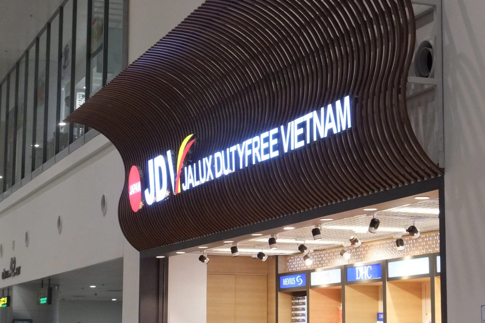 jalux-dutyfree-vietnam