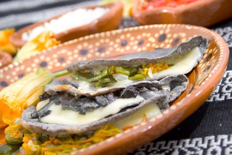 NOTICIAS TEZIUTLAN INFORMA QUESADILLAS DE FLOR DE CALABAZA Y