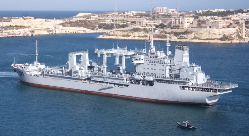 13th+Escort+Taskforce+of+the+Chinese+Navy+arrived+in+Valletta%252C+Malta+type054a+frigate+missile+piracy+%25283%2529.jpg