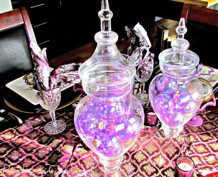 Purple Balls and Boxes Christmas Tablescape