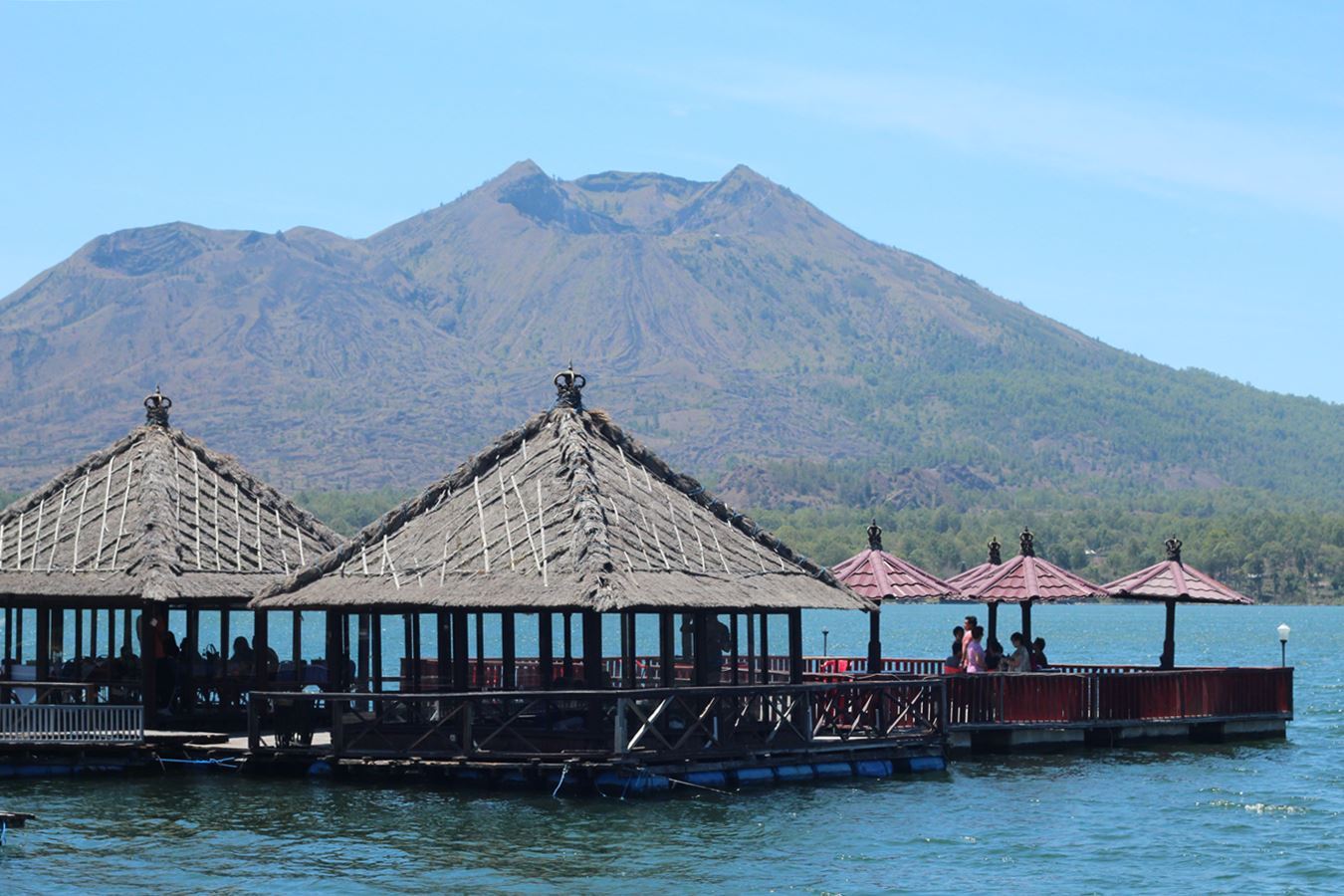 Try The Floating Resto in Kintamani