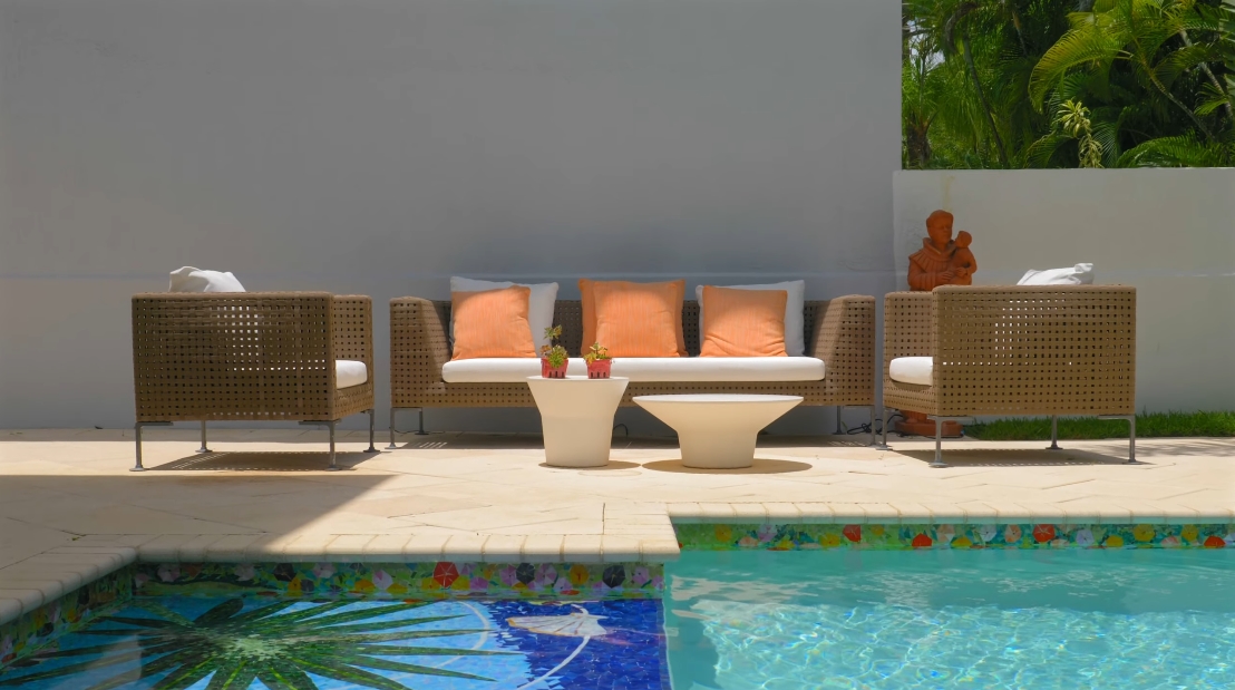 Tour 16 Turtle Walk, Key Biscayne Luxury Home vs. 39 Interior Design Photos