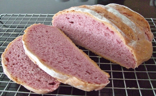 Pão de Batata doce roxa