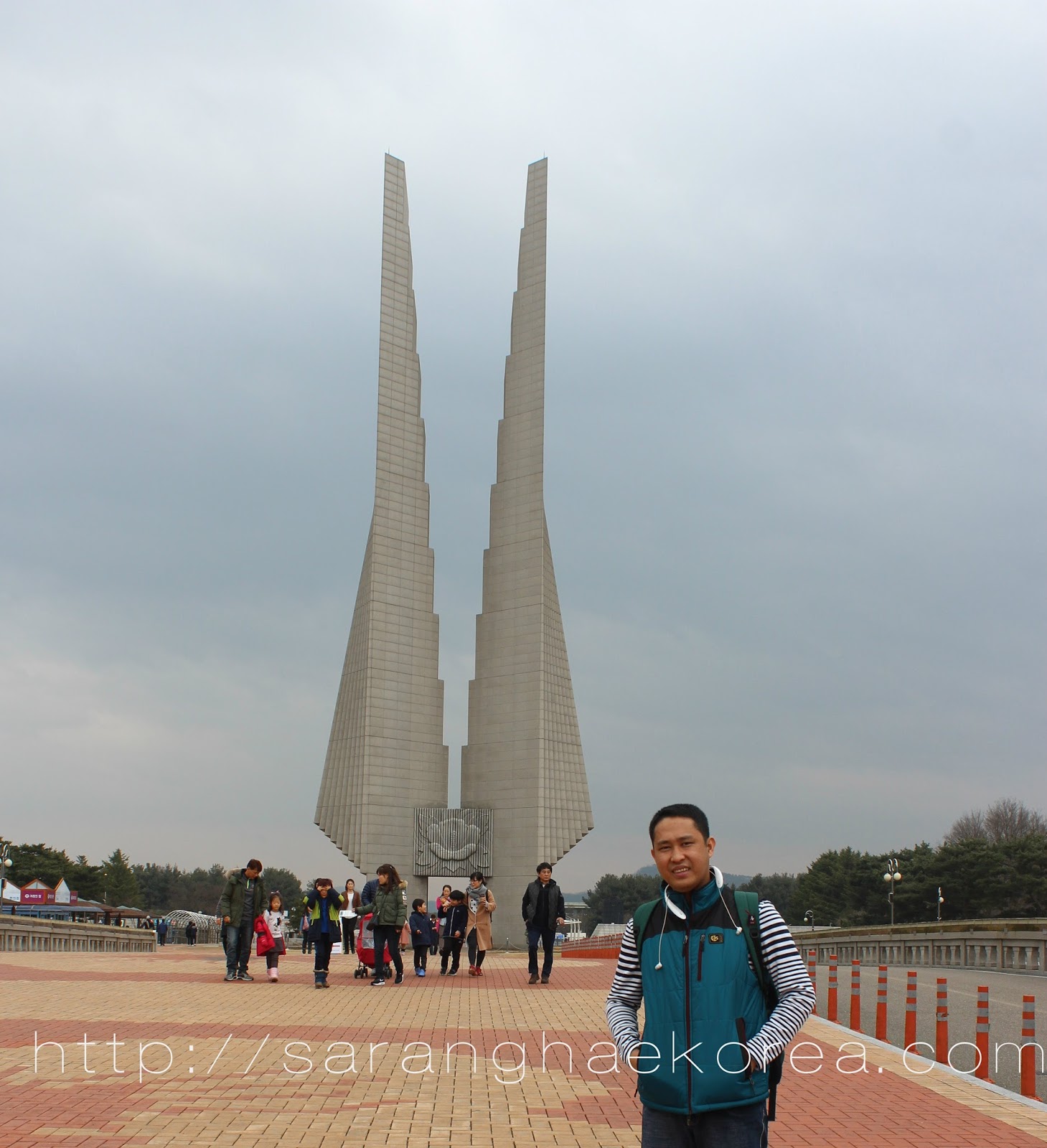 A Closer Look To The Monument To The Nation at The Independence Hall in