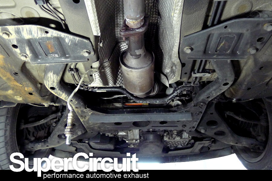SUPERCIRCUIT Exhaust Pro Shop: Quad Exhaust Conversion of BMW 320i F30