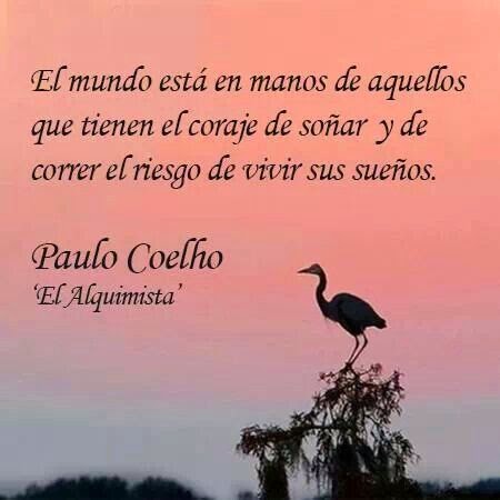  Frases de Paulo Coelho 