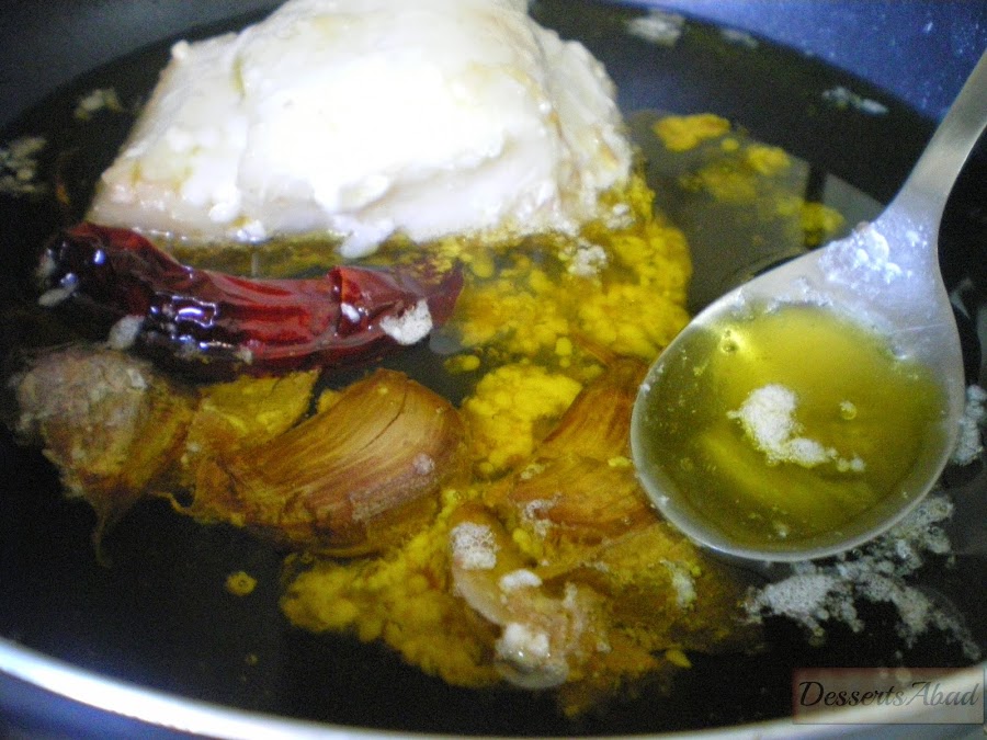 Recoger gelatina del bacalao para el pilpil