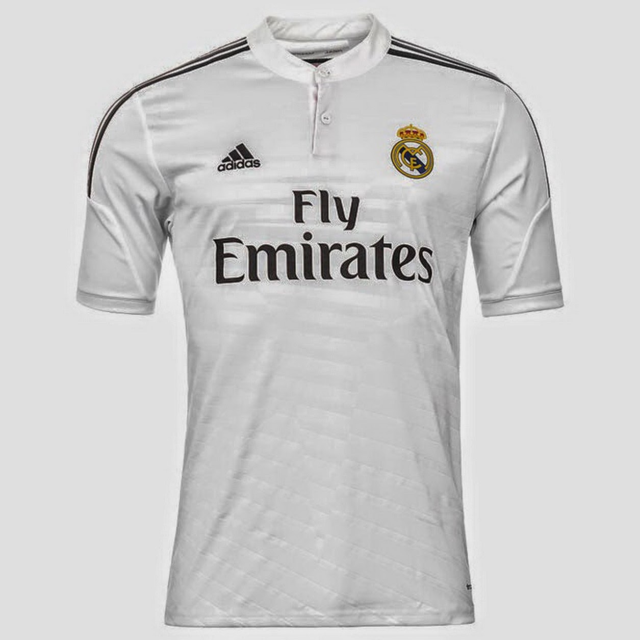 los fans de fútbol: Nueva camiseta del Real Madrid para la temporada 2014 2015