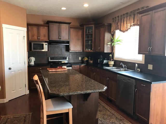 Countertops Why I Chose Both Laminate And Granite