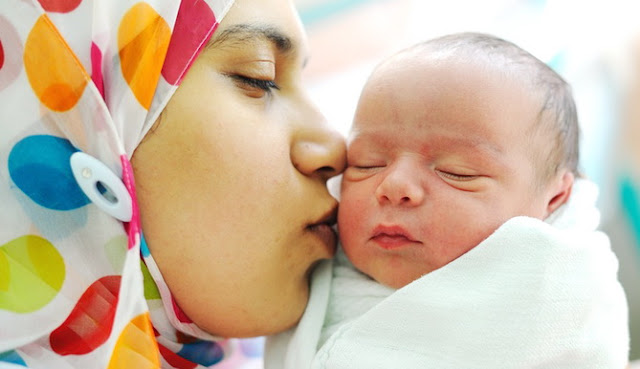 Anggota Tubuh Bayi Yang Harus Dicium dan Sentuh Oleh Orang Tua Setiap Hari Anggota Tubuh Bayi Yang Harus Dicium dan Sentuh Oleh Orang Tua Setiap Hari