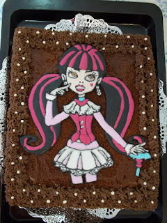 TARTA+DRACULAURA.jpg