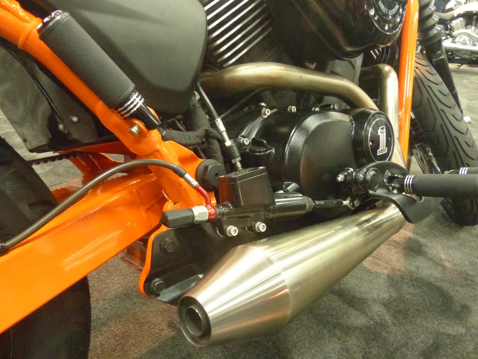 street 750 exhaust options