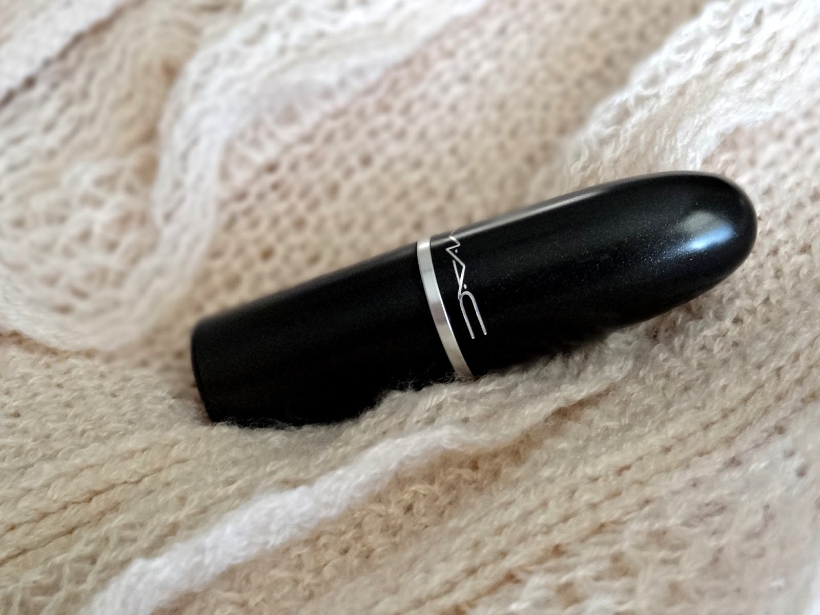 mac capricious lustre lipstick review, Photos & swatches mac capricious lustre lipstick review, Photos & swatches