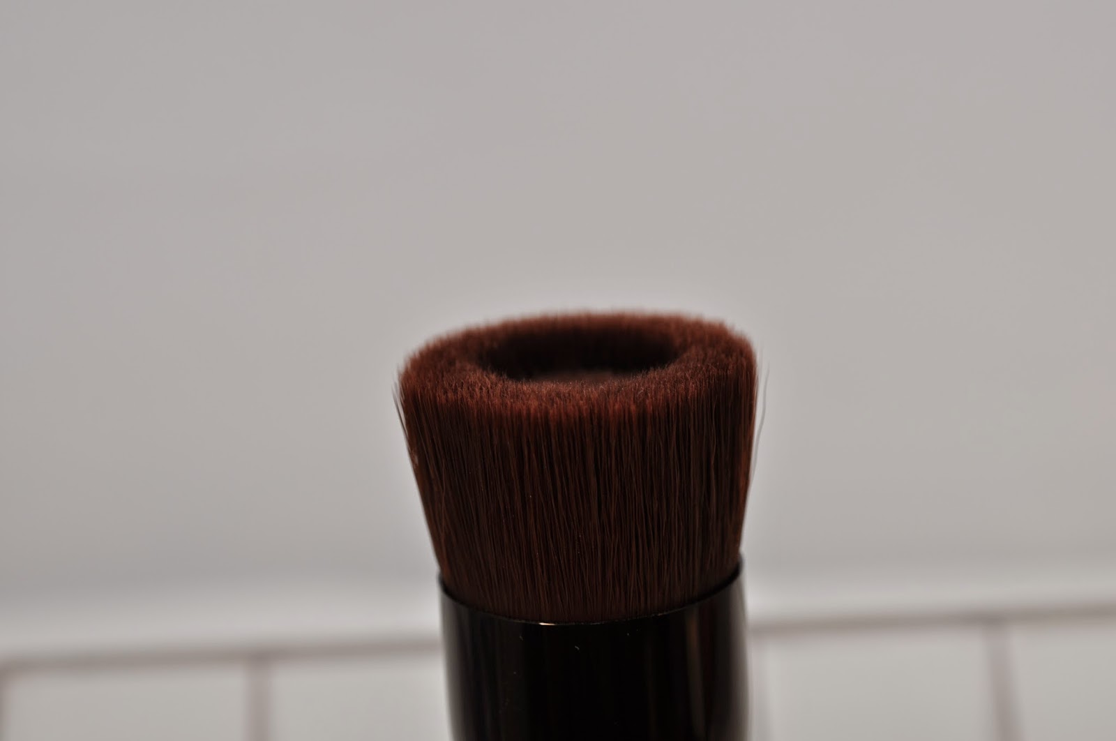 bareMinerals BareSkin Pure Brightening Serum Foundation with Brush