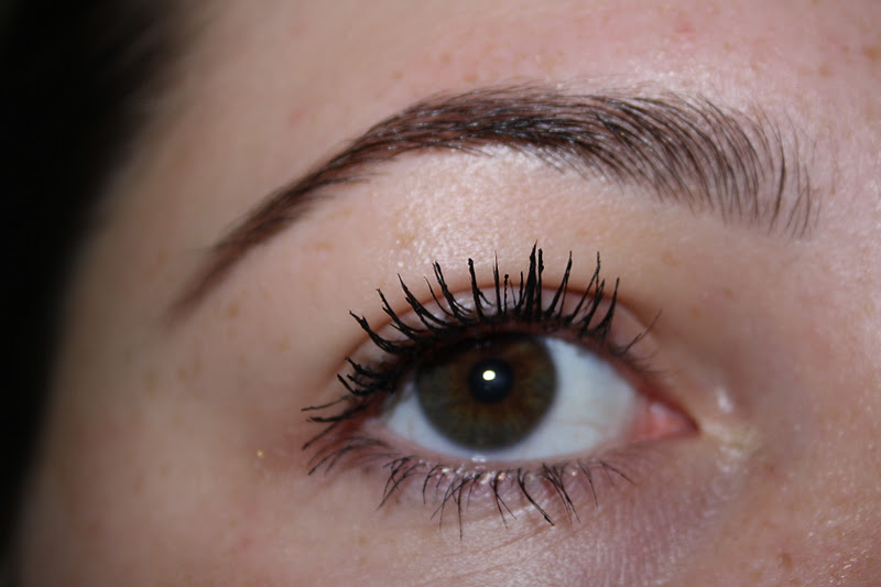 mascara eyes to kill