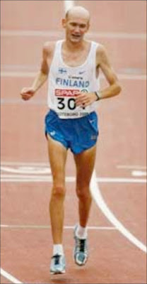 [Image: marathon-vs-sprint.jpg]