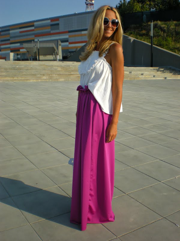 Let`s talk about fashion !: August 2011