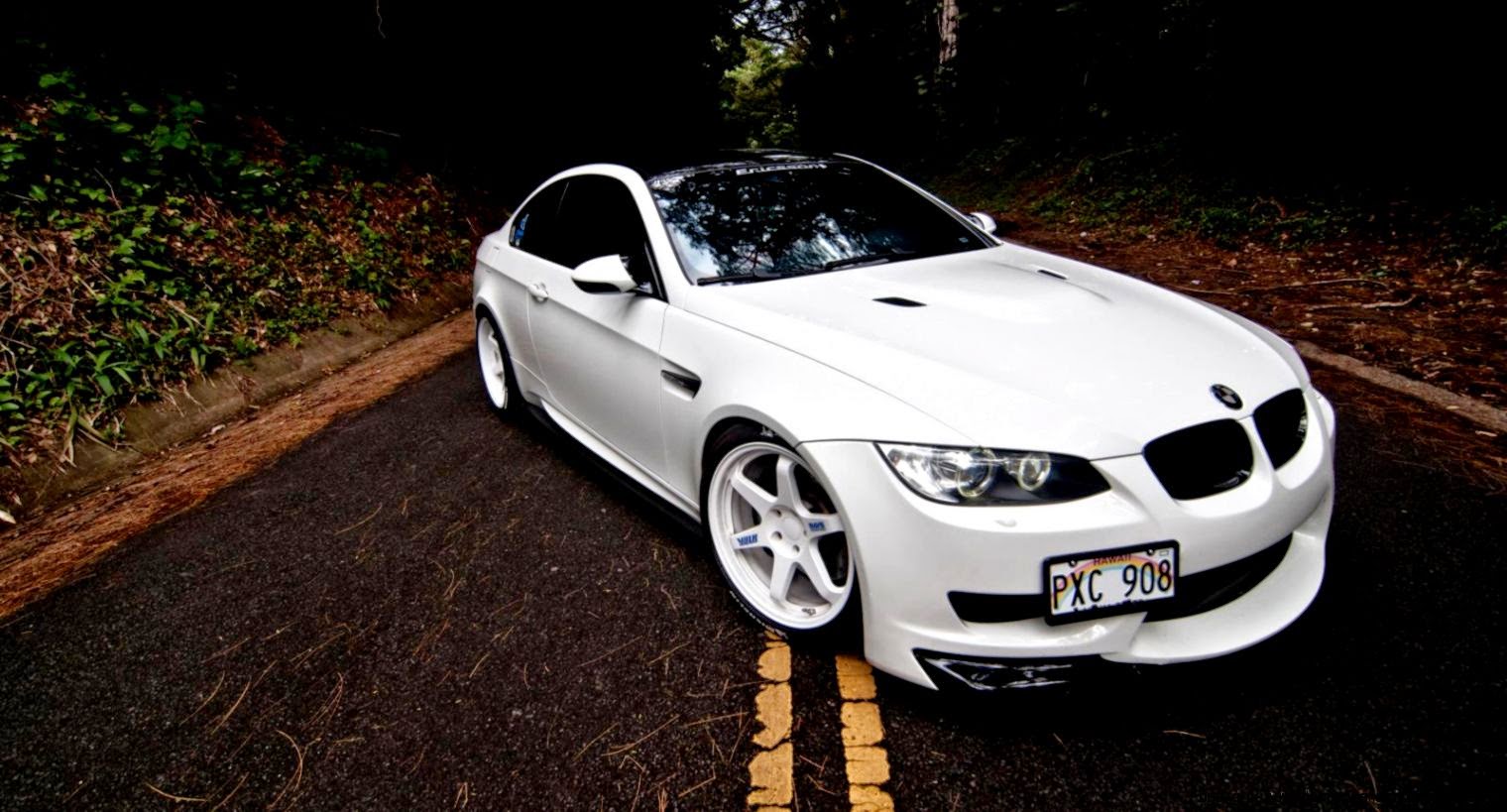 Bmw M3 E92 White Coupe Hood Road Markings wallpaper 93058