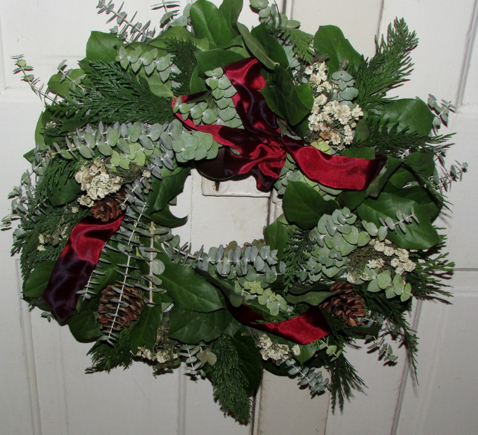 Heck Of A Bunch: Creekside Farms - Holiday Wreath Review and Discount Code
