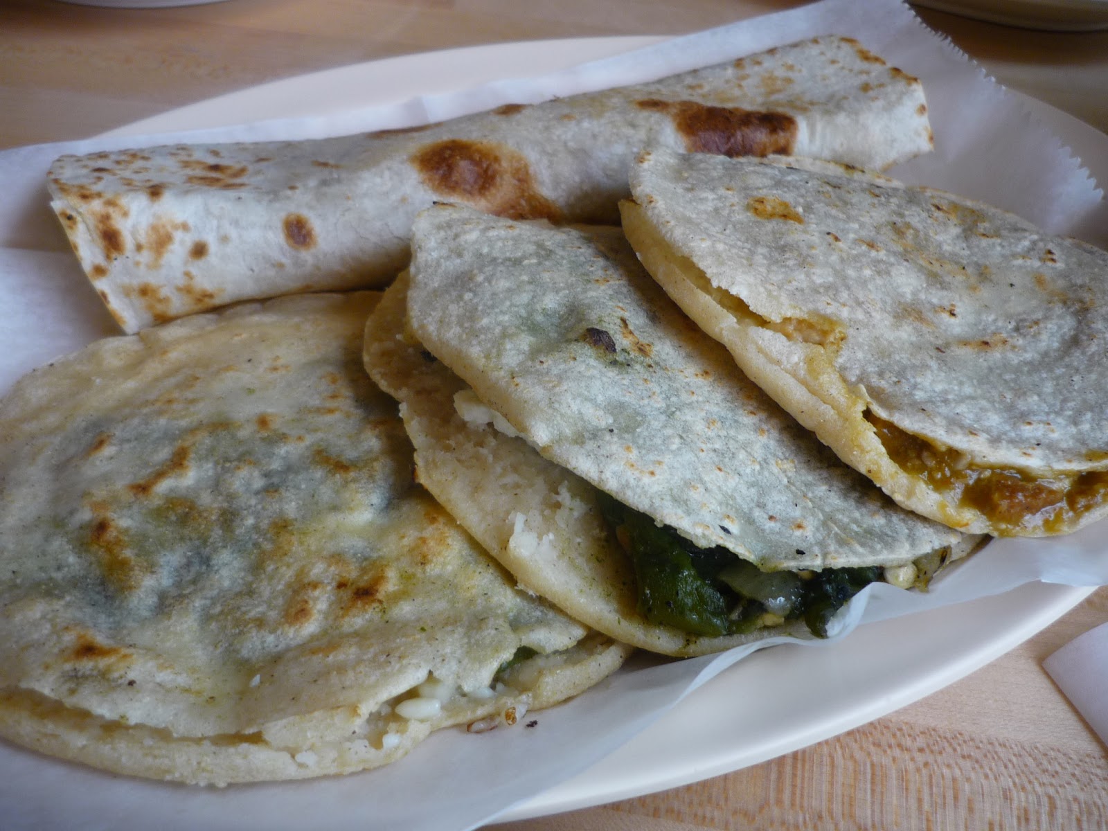 Smokin' Chokin' and Chowing with the King La Placita de Durango