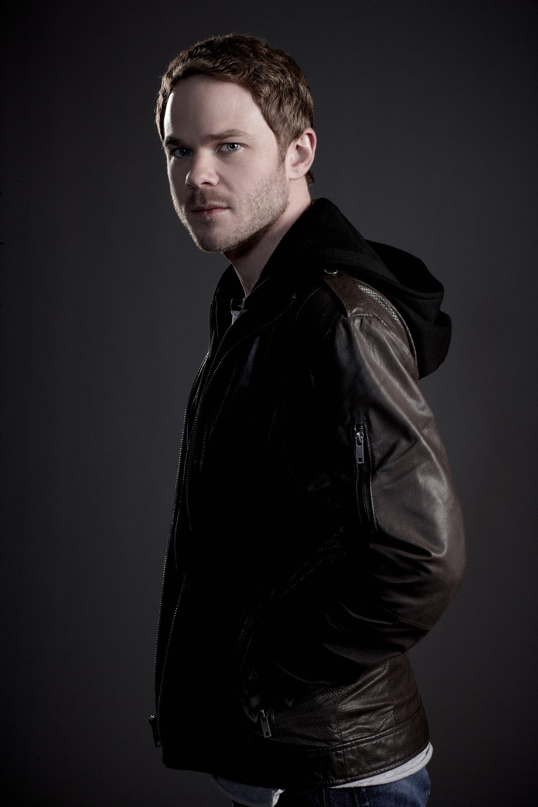 Shawn Ashmore Photos Tv Series Posters and Cast