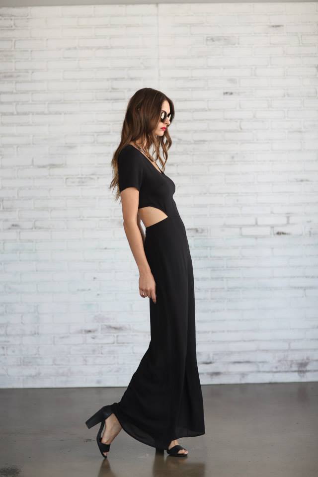 How to tie a wrap dress