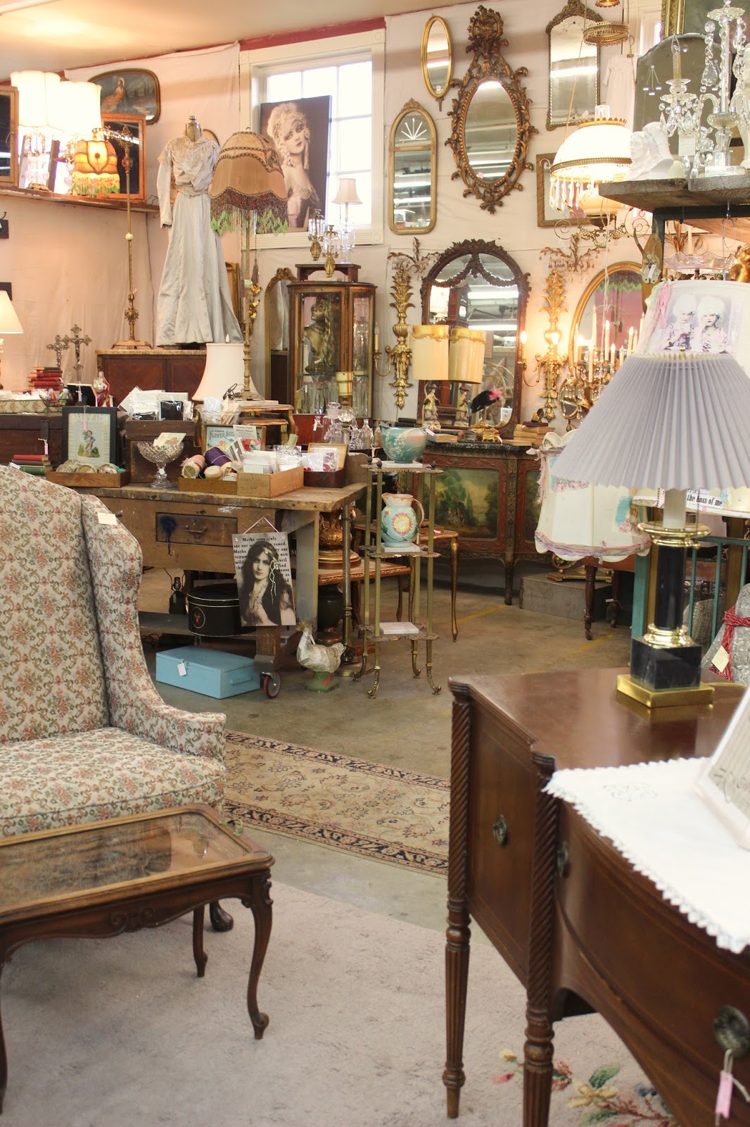 Monticello Antique Marketplace