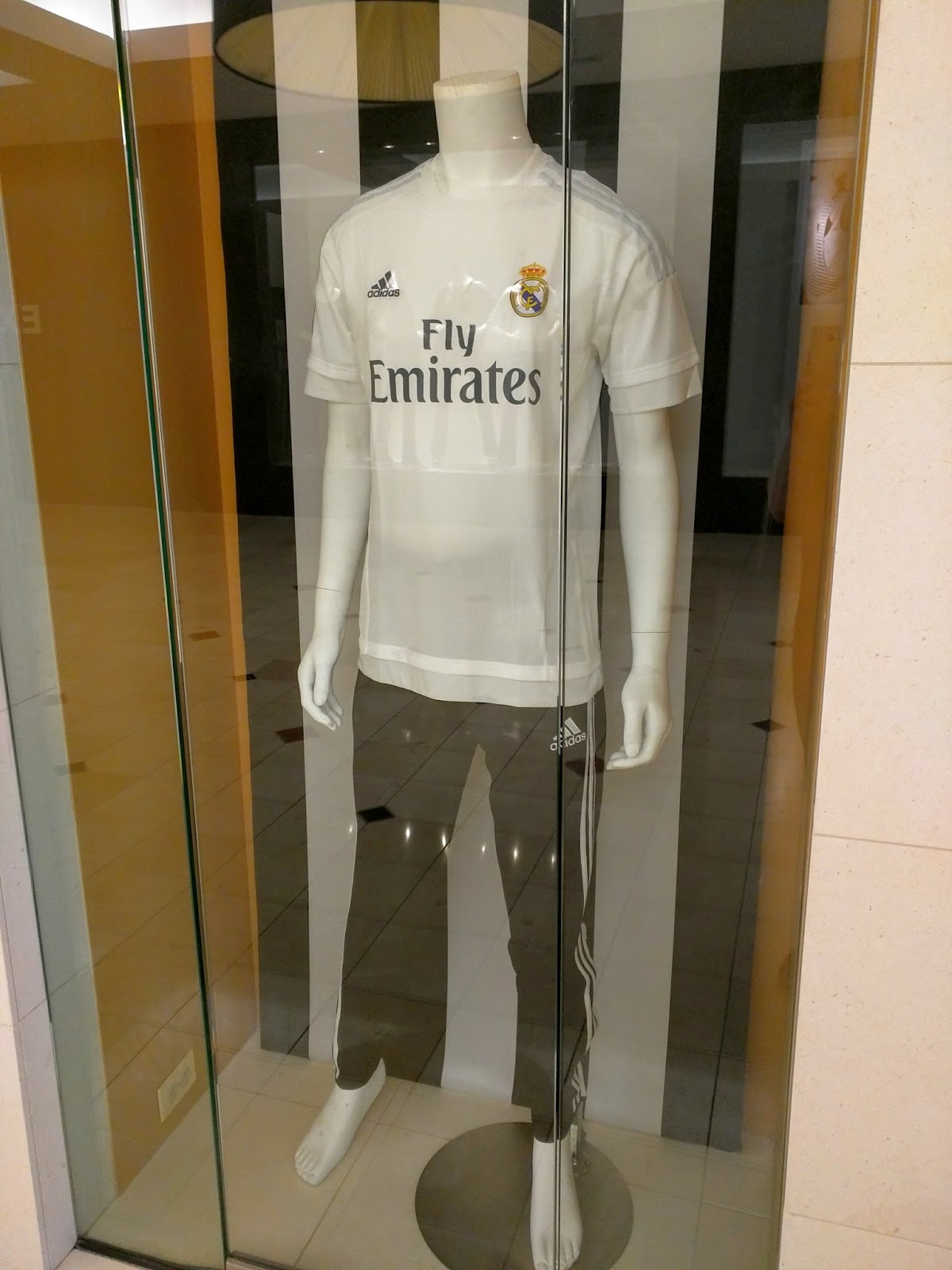 Robert Dyer Bethesda Row Storm J soccer store replacing Cache at