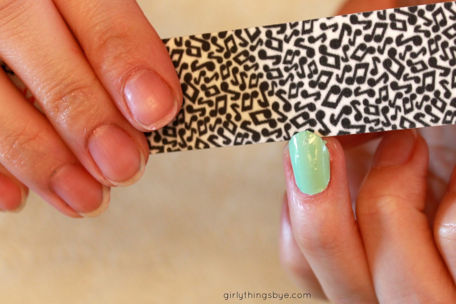 How to apply nail polish strips ft. Incoco strips Girly Things by *e