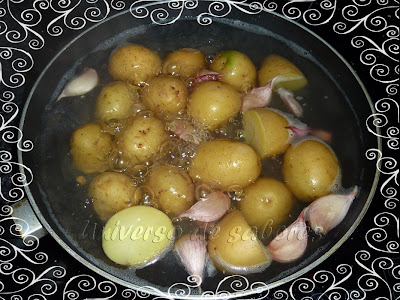 patatas+con+ajo+y+tomillo1.jpg