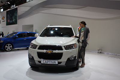 Chevrolet Captiva 2012,Chevrolet Captiva,Chevrolet Captiva 2012 in Auto Expo,Chevrolet Captiva in Auto Expo 2012