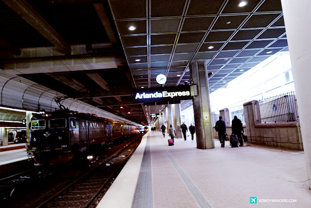 bowdywanders.com Singapore Travel Blog Philippines Photo :: Sweden :: Train from Arlanda Airport to Stockholm City Centre